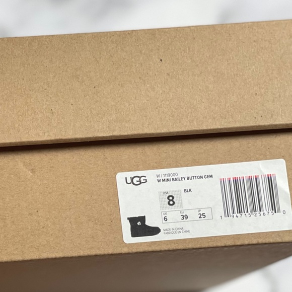 Mini Bailey UGG with Gem-Black - Picture 2 of 10